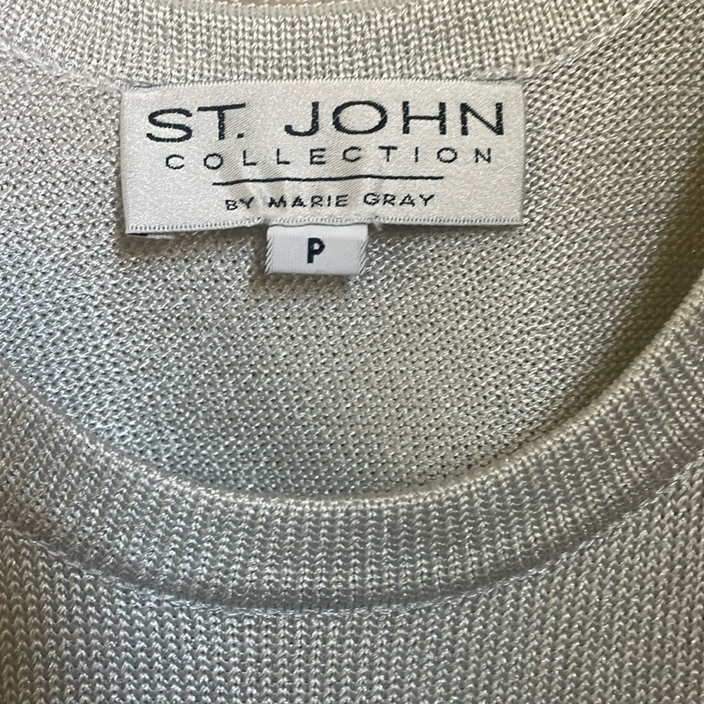 St. John silver silk knit shell